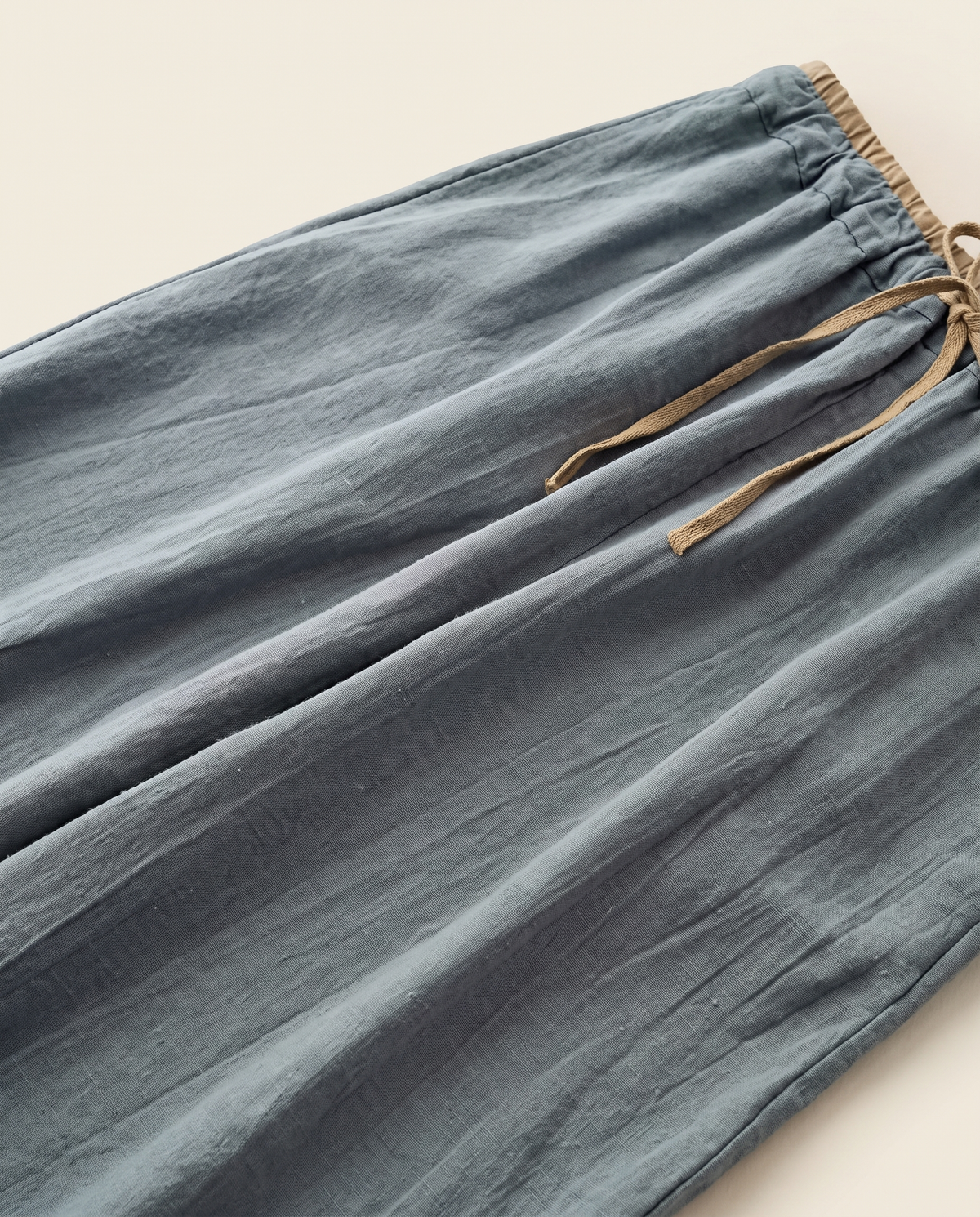 Cotton-Linen Drawstring Pants with Pockets in Cadet Blue, fabric close-up